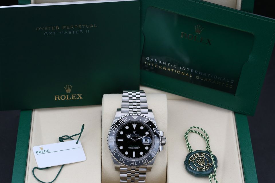 Rolex GMT Master II 126710 GRNR Image 7